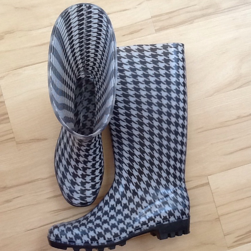 Black & White Classic‎ Houndstooth Rain Boots NWT Preppy Old Money